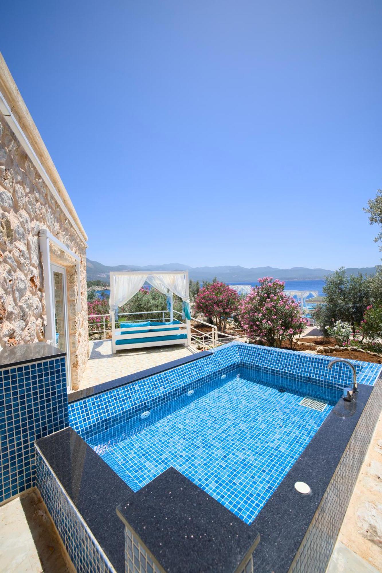 Blanca Beach Hotel Kas Exterior photo