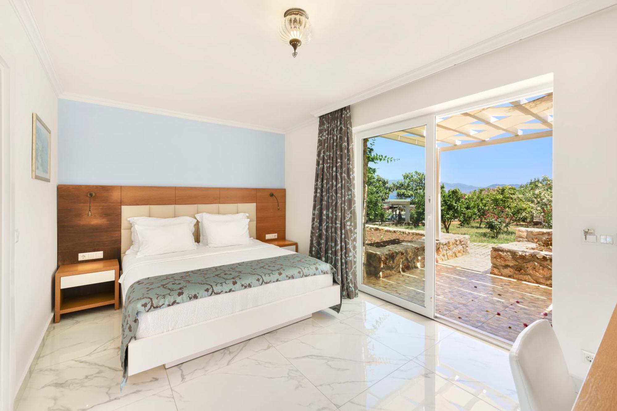 Blanca Beach Hotel Kas Exterior photo